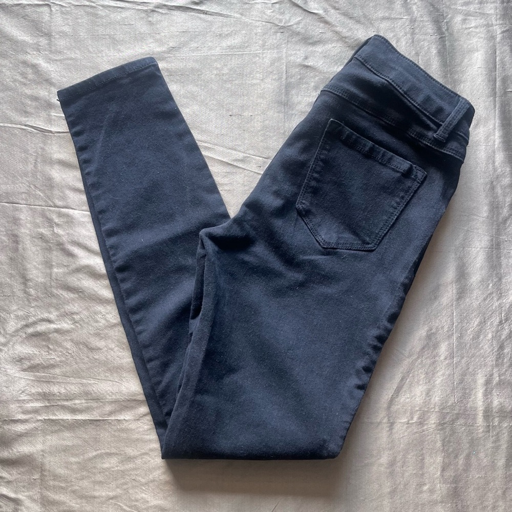 D Jeans Black Skinny Jeans for Ladies; Size 4